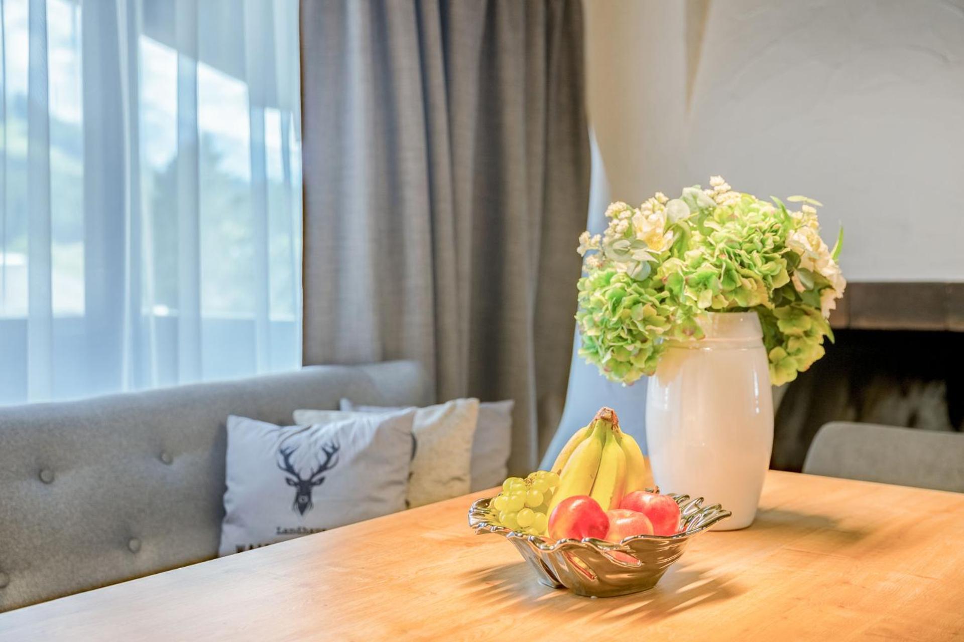 Appartements Landhaus Waidmannsheil Ζέεφελντ Εξωτερικό φωτογραφία